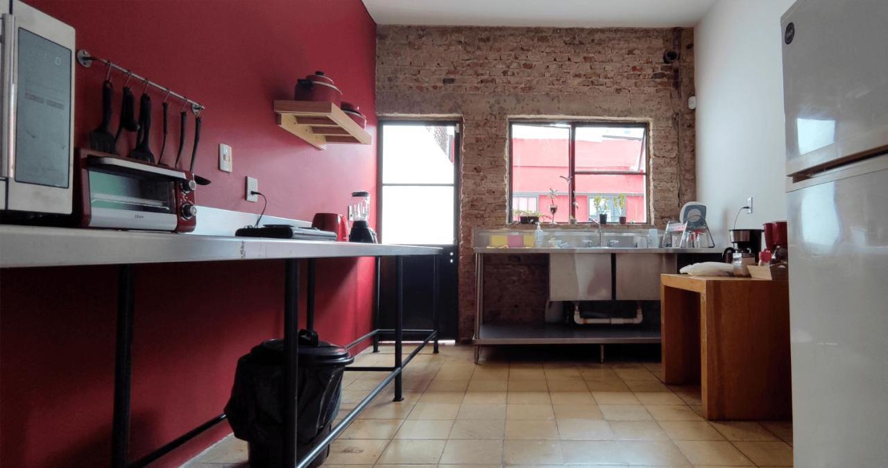 Habitaciones Privadas Con Bano Propio En Una Zona Segura Y Centrica De Guadalajara. 외부 사진