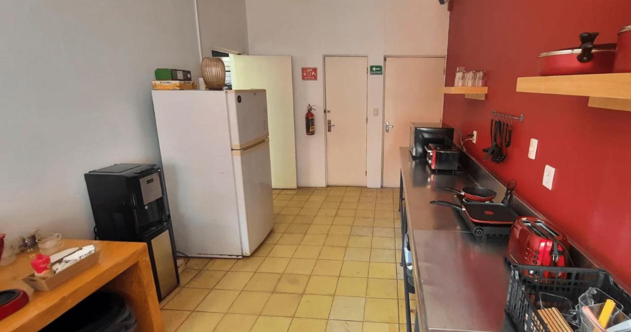 Habitaciones Privadas Con Bano Propio En Una Zona Segura Y Centrica De Guadalajara. 외부 사진