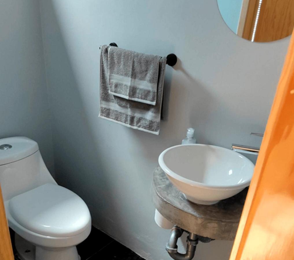 Habitaciones Privadas Con Bano Propio En Una Zona Segura Y Centrica De Guadalajara. 외부 사진