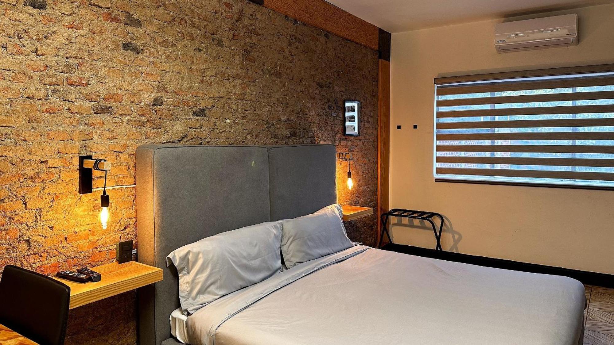 Habitaciones Privadas Con Bano Propio En Una Zona Segura Y Centrica De Guadalajara. 외부 사진