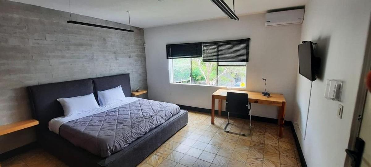 Habitaciones Privadas Con Bano Propio En Una Zona Segura Y Centrica De Guadalajara. 외부 사진